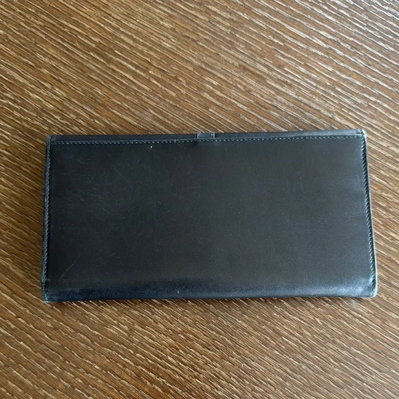 Salvatore Ferragamo Black Leather Wallet - Picture 4 of 11